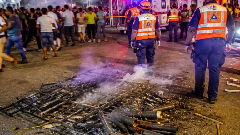 Explosiones de pirotecnia dejan ocho heridos en festejos del Grito en Chiapas y Estado de México