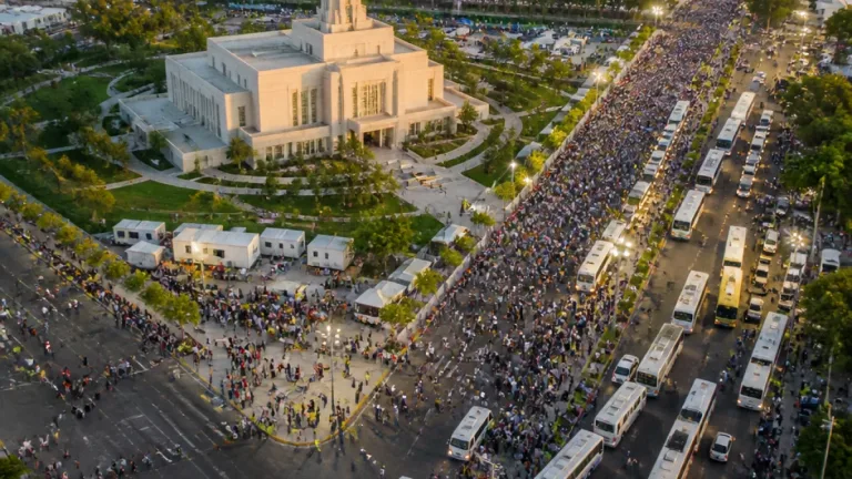 Guadalajara recibe a más de 400 mil fieles durante la Santa Convocación de La Luz del Mundo
