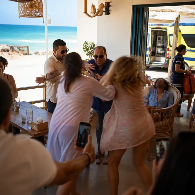 Entrenador de Egipto, Hossam Hassan, sufre desmayo en pelea entre sus dos esposas; hay versiones encontradas