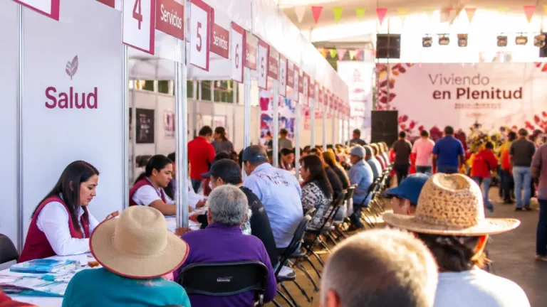 Más de 12 mil adultos mayores se dieron cita en Pachuca para recibir servicios y actividades