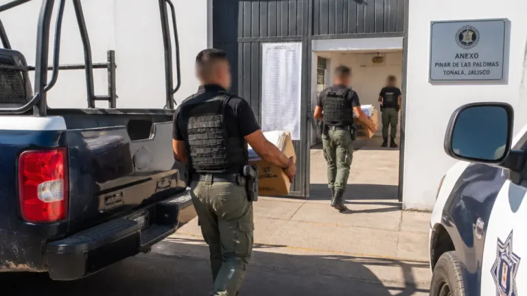 Operativo en anexo de Tonalá permite localizar a desaparecido y detener a dos con órdenes de aprehensión