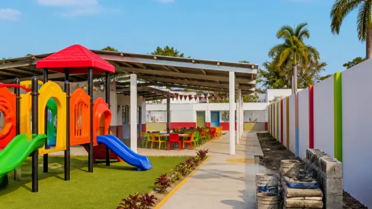 Rehabilitan preescolares en Tepic para fomentar convivencia y desarrollo socioemocional