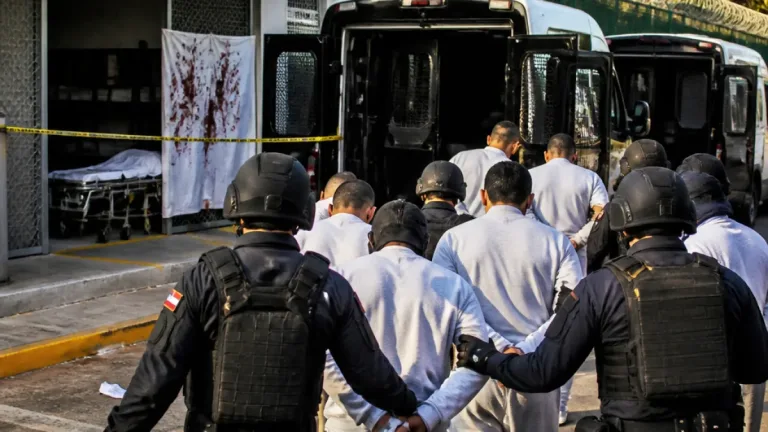 Riña en penal de Atlacholoaya deja un interno muerto y traslados a penal federal