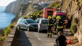 Colisão na Estrada João Gonçalves Zarco deixa ferida e mobiliza bombeiros em Câmara de Lobos