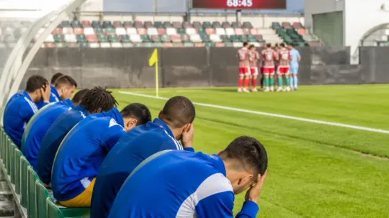 Estrela da Amadora sofre primeira derrota em casa emprestada e perde terreno na I Liga