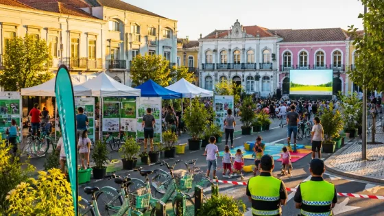 Loulé transforma Praça da República no Park(ing) Day e promove mobilidade sustentável