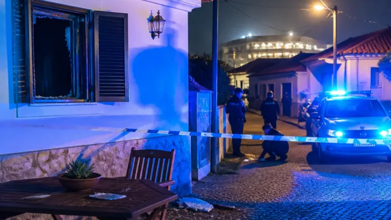 Detido em Cascais suspeito de sete assaltos a residências após escalamento e arrombamento