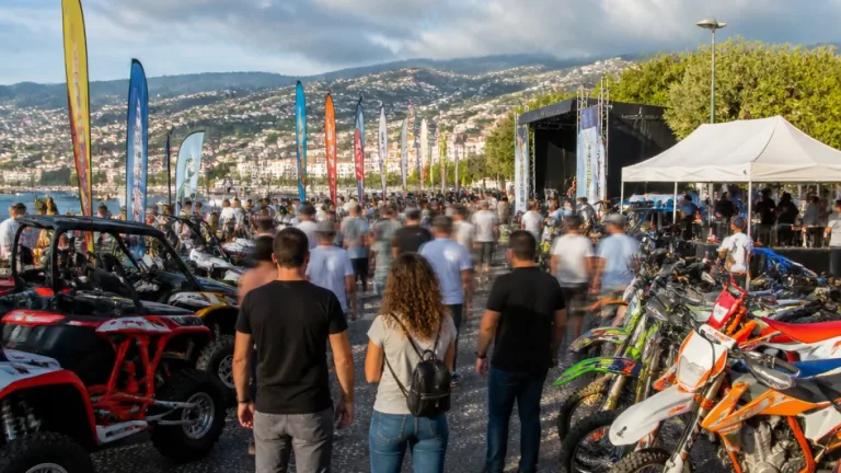 Funchal recebe dia solidário de motos e modalidades motorizadas na Praça do Povo