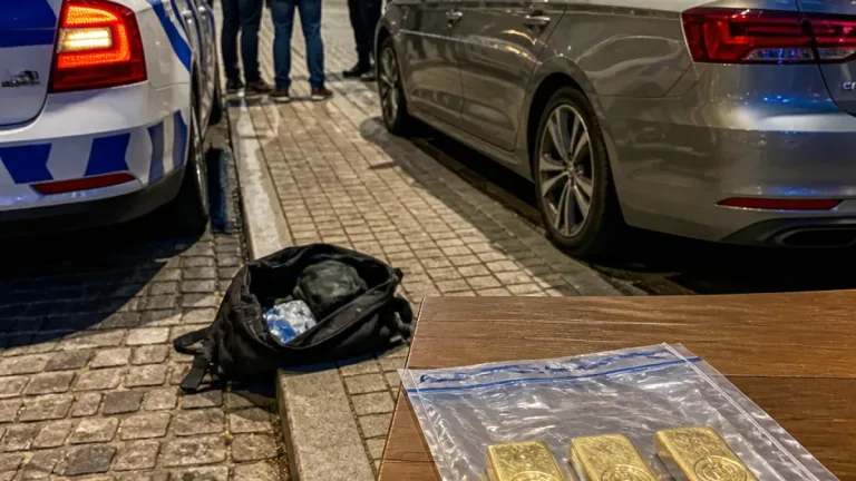 Gondomar: dois detidos em prisão preventiva por assalto a mochila com barras de ouro