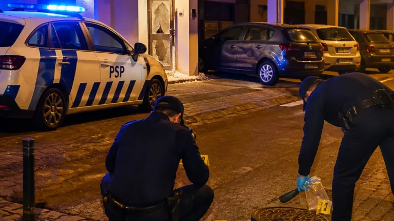 Suspeito interceptado em Vila Franca de Xira libertado durante férias judiciais e volta a causar vandalismo
