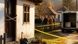 Anchetă la Vaslui după ce un bătrân de 97 de ani a fost găsit mort în casă; poliția cercetează cazul