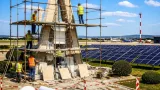 Consiliul Județean Mureș finanțează reabilitarea monumentului Aurel Vlaicu și sens giratoriu la Aeroportul Târgu Mureș