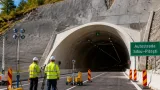 Finalizat tunelul Curtea de Argeș, primul tunel forat pe o autostradă din România; tronsonul Sibiu–Pitești va fi testat înainte de deschidere