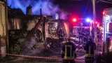 Incendiu la Tazlău: locuinţă şi anexă mistuite, proprietarul, internat cu arsuri multiple
