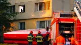 Pompierii din Baia Mare au salvat un copil de 2 ani aflat pe pervazul unei ferestre la etajul I
