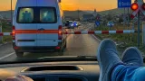 Problema barierelor pe DN10: ambulanţe aşteaptă zeci de minute, autorităţile acuzate de inactionare