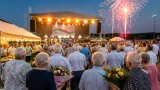 Rediu sărbătorește Zilele Comunei cu concerte, 60 de cupluri premiate și foc de artificii