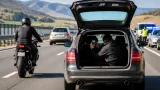 Trei tineri amendați după o filmare periculoasă pe A1, în zona municipiului Sibiu