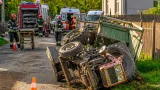 Un bărbat a murit și două femei au fost rănite după răsturnarea unui motocultor cu remorcă în Stamate