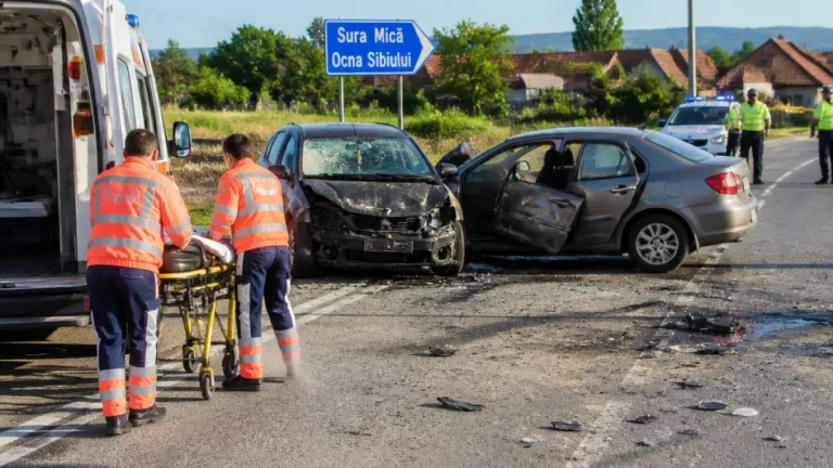Accident rutier între Șura Mică și Ocna Sibiului: o femeie cu traumatism cranian, transportată la UPU