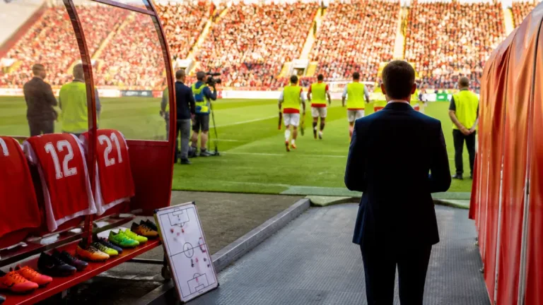 Becali a surprins la pauză: Muhar şi Ofri Arad înlocuiţi la FCSB, după primele 45 de minute cu Petrolul