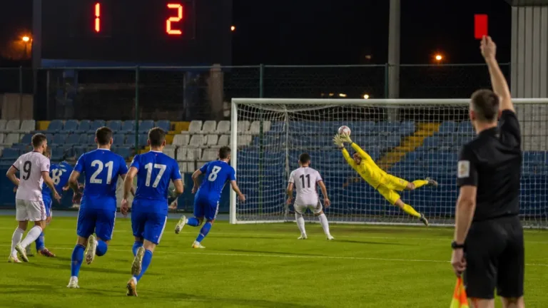 FC Bacău luptă până la capăt, dar pierde acasă cu Universitatea Craiova în Cupa României — Bacău