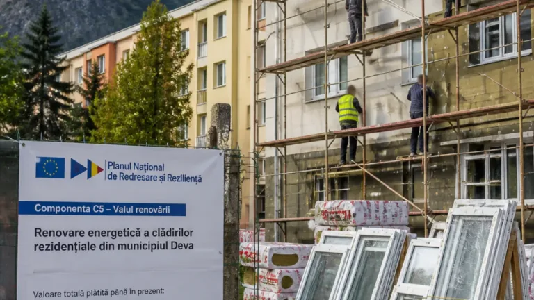 Ministerul a plătit 61,8 milioane lei pentru 74 de investiţii prin PNRR în judeţul Hunedoara