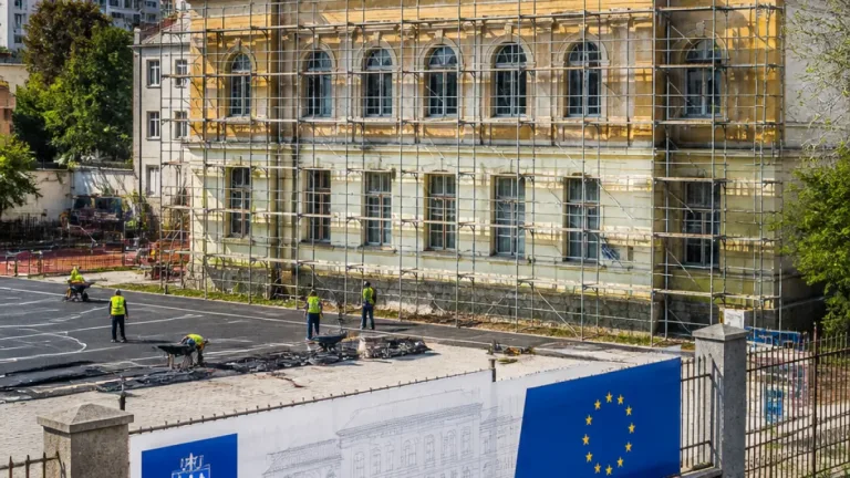 Vechea Şcoală Generală nr. 2 din Hunedoara va fi reabilitată integral cu fonduri europene