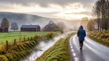 Mulet och blåsigt i Berg – nattliga temperaturer kring 8–9°C och regnväxlingar väntar