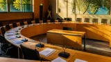 Oklart styre i Region Örebro län – M avvisar att man söker samarbete med S