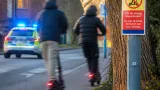 Polisen varnar för olovliga elsparkcyklar på Lidingö – hastigheter upp mot 80–90 km/h