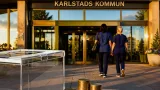 Socialdemokraterna vill säkra mer personal i äldreomsorgen i Karlstad – 30 miljoner på spel