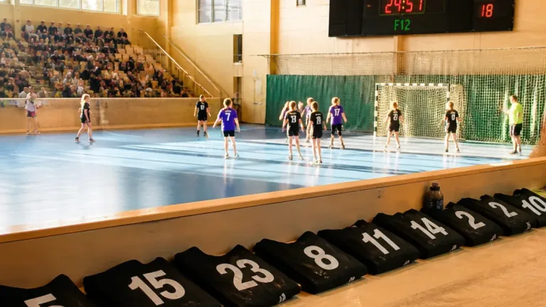 Huddinge HK:s F12-lag kvar i mitten av tabellen efter match mot IK Bolton