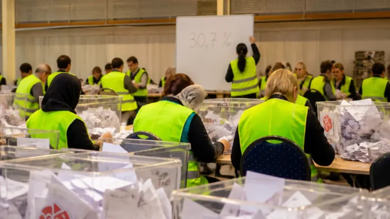 Socialdemokraterna får sitt svagaste resultat i Gävleborg på minst 50 år