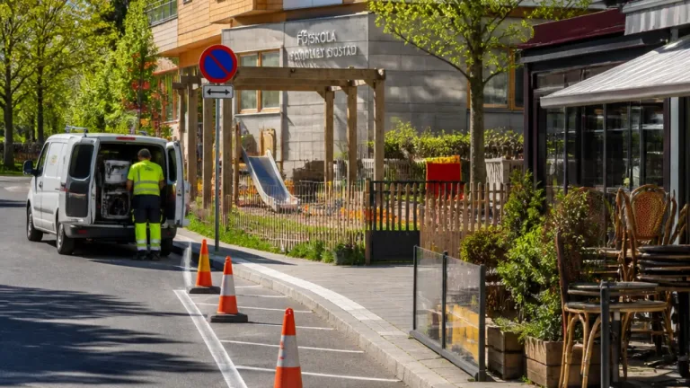 Valfrågorna skär rakt in i vardagen på Södermalm inför höstens val