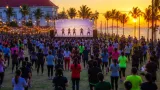 ชาวประจวบฯ ร่วมคึกคักงาน Line Dance ดันสุขภาพเชื่อมการท่องเที่ยวเมืองชายหาด