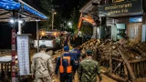 แม่ฮ่องสอนเผชิญน้ำป่าทะลัก ท่วมชุมชนปางหมู-เร่งเคลียร์ซากและประเมินความเสียหาย