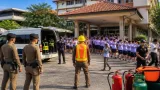 โรงเรียนเทศบาล 2 ลพบุรีซ้อมแผนรับมือเหตุรุนแรง ยกระดับความปลอดภัยด้วยแนวทาง “หนี-ซ่อน-สู้”