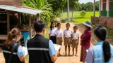 สสจ.หนองบัวลำภูลงพื้นที่ติดตาม-ดูแลนักเรียน 4 รายที่ได้รับทุนการศึกษาพระราชทาน