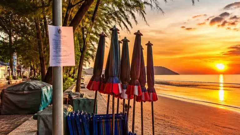 หน่วยงานท้องถิ่นสั่งระงับบริการบนชายหาดหลังเวลา 18.00 น. กระทบธุรกิจริมชายหาด