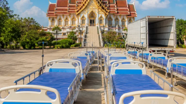 ขอนแก่นรับมอบเตียงผู้ป่วย 80 เตียงจากโครงการสานสายใย 4 แผ่นดิน ส่งต่อรพ.สต.ทั้ง 26 อำเภอ