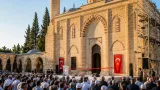 Birecik'te restorasyonu tamamlanan Mahmut Paşa Camii törenle yeniden ibadete açıldı
