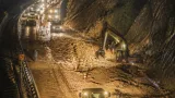 Erzincan-Sivas yolunda heyelan ulaşımı durdurdu: Tüneller mevkii kapalı kaldı