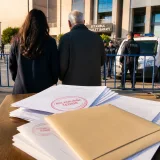 İstanbul'daki 'fon' soruşturmasında Mustafa Sandal’ın eşine ve kayınpederine malvarlığına tedbir, yakalama kararı