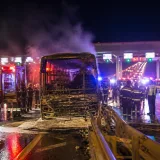Kuzey Marmara Otoyolu'nda otobüs bariyerlere çarptı: 2 ölü, 8 yaralı