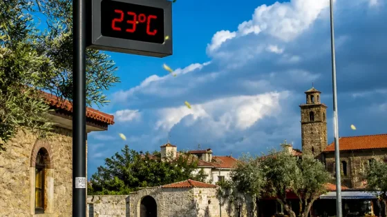 Çivril'de bugün hava açık: sıcaklık 23°C, önümüzdeki günlerde yer yer yağış bekleniyor