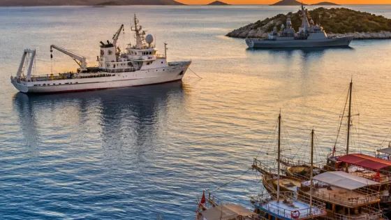 Kaş açıklarında araştırma faaliyetleri ve karşılıklı radar hamleleri bölgeyi gündemde tutuyor