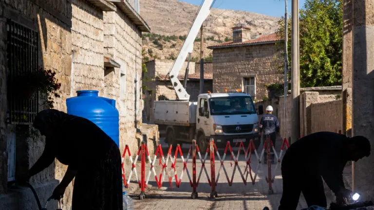 Akçadağ Şeyhler Mahallesi’nde kendiliğinden arıza: Vatandaşlardan tedbir çağrısı