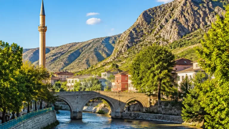 Kelkit'te Erzincan merkezli 6,9 senaryolu deprem tatbikatı: 190 personel ve 444 öğrenciyle büyük provada görevler sınandı