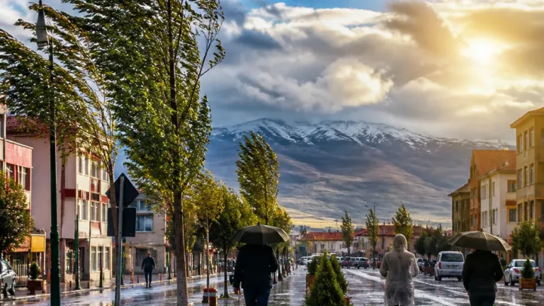 Pasinler'de bugün parçalı bulutlu hava ve hafif yağış bekleniyor